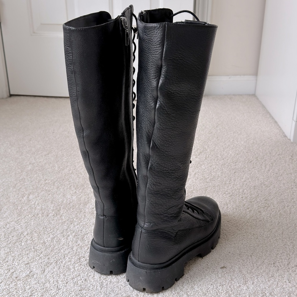 SCHUTZ • Tiana Casual Big Floater Boot • 7.5 - Picture 3 of 3